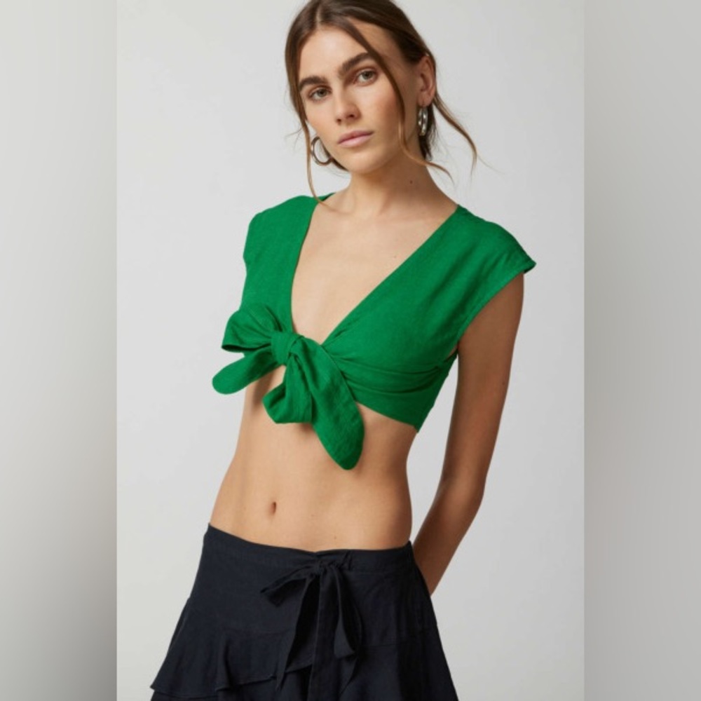 Urban Outfitters Linen cropped top